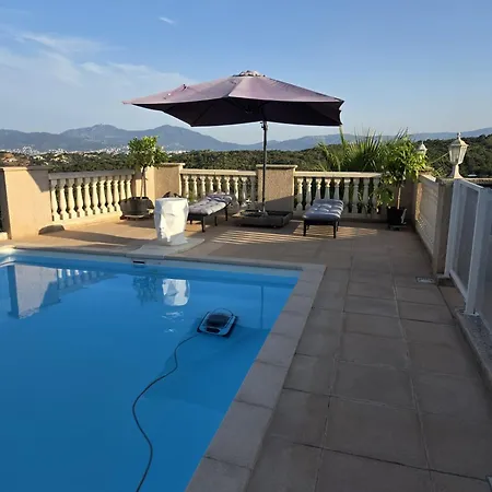 Appartamento T2 68 M2, Air-conditioned, Rez De Jardin, Piscine,120 M2 Terrasse, 4 étoiles, Porticcio Albitreccia