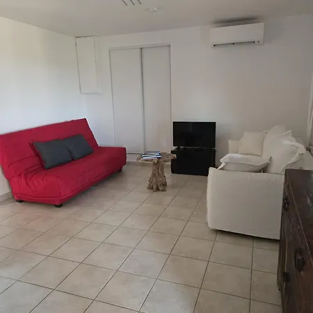 Appartamento T2 68 M2, Air-conditioned, Rez De Jardin, Piscine,120 M2 Terrasse, 4 étoiles, Porticcio *