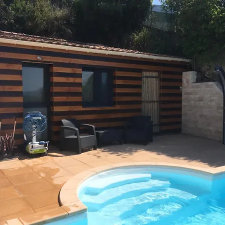 T2 68 M2, Air-conditioned, Rez De Jardin, Piscine,120 M2 Terrasse, 4 Etoiles, Porticcio *